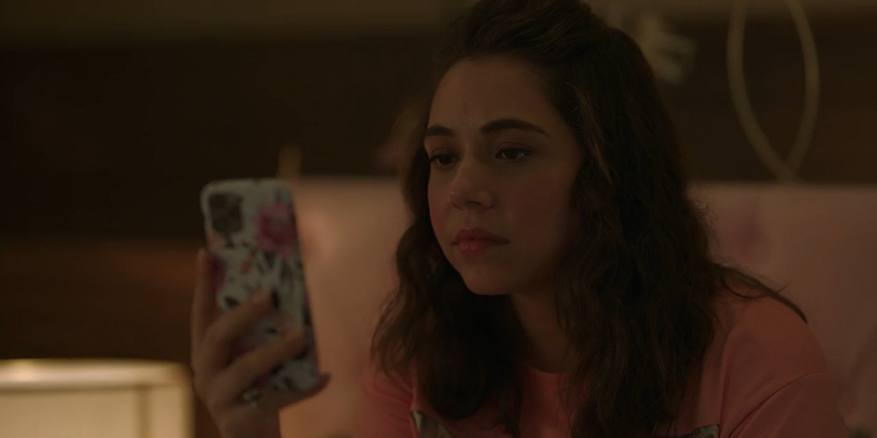 Four More Shots Please! 2022 WebRip Season 3 [Hindi + Tamil + Telugu + Malayalam + Kannada] 480p 720p ESub Screenshot
