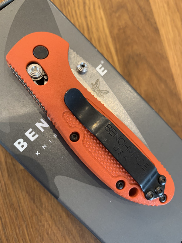 65ED9864-29B5-489E-A810-8D3ACEB844E0