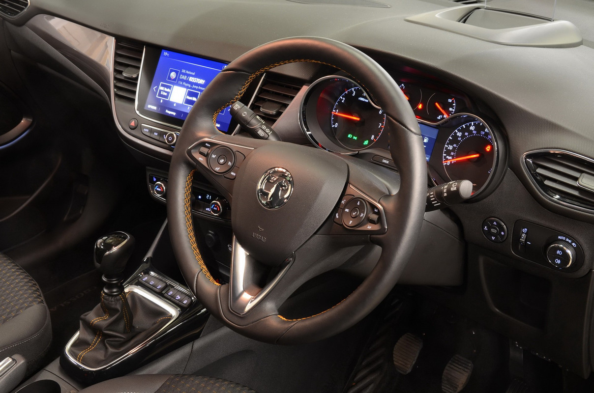 Vauxhall Crossland X Ultimate (12)