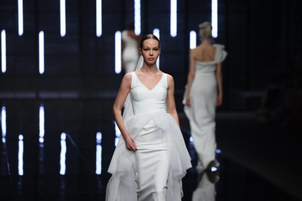 Chiara Boni per la prima volta a Sì Sposaitalia Chiara Boni per la prima volta a Sì Sposaitalia