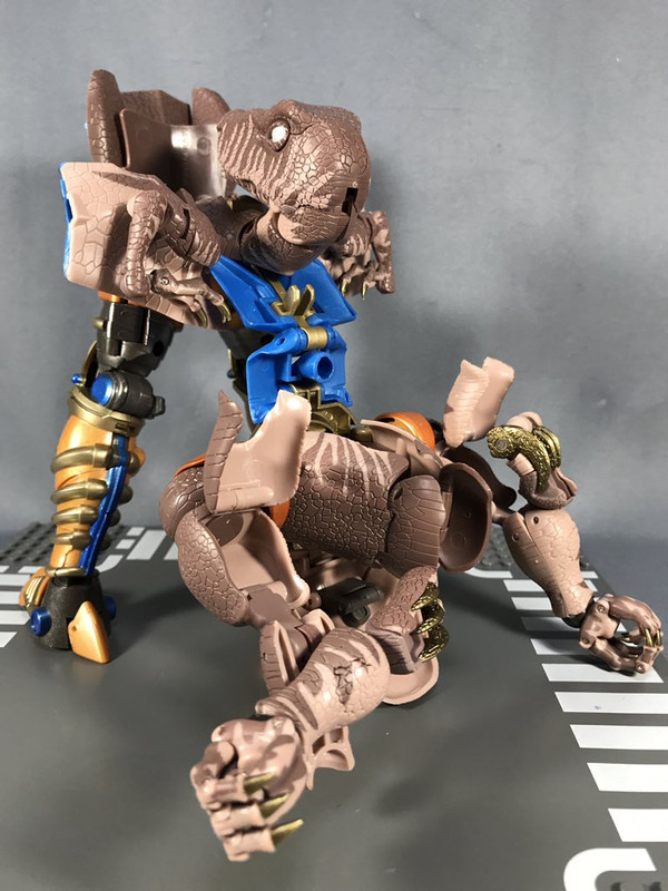 Masterpiece-Dinobot-29