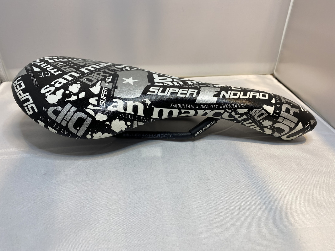 7648AEFC-4B67-406D-BF00-E9BA9D3A17AF