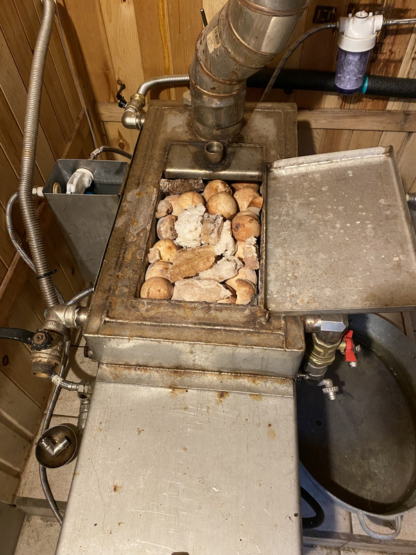 D15FFF2D-471D-4AEC-A7D7-656EA4CFA822