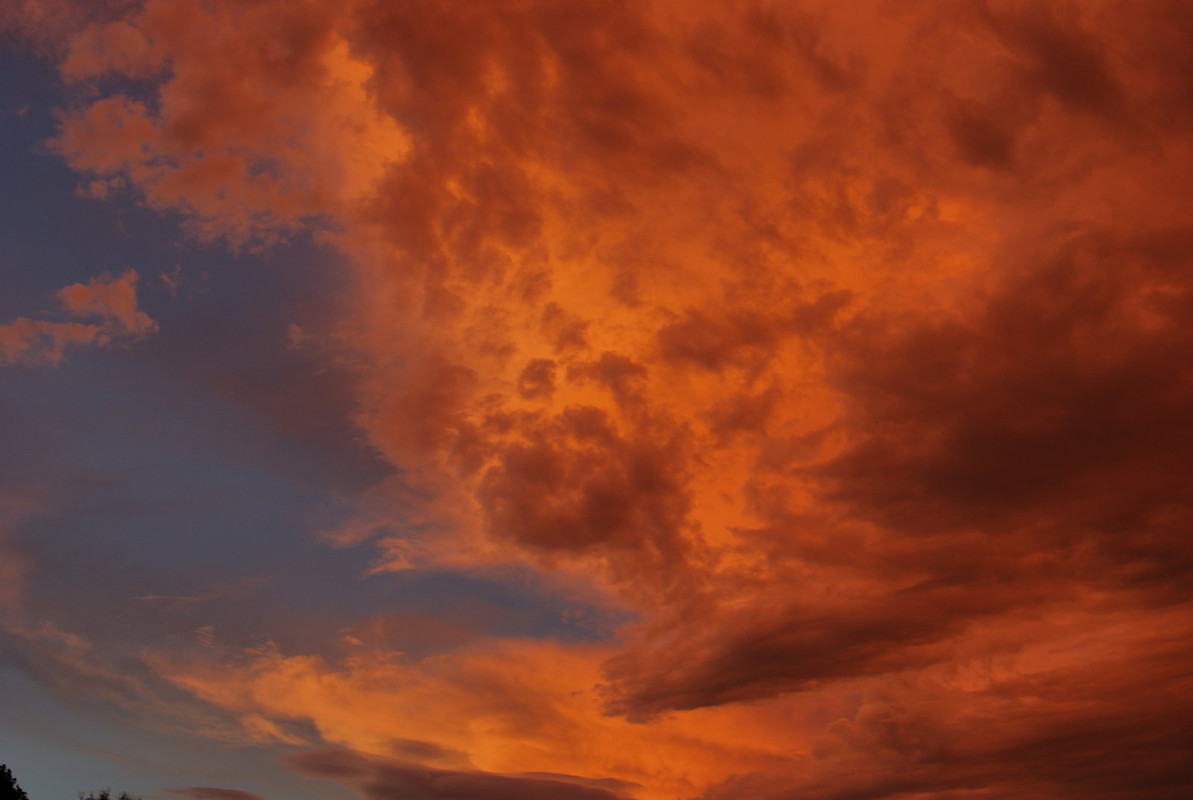 Orange cloud