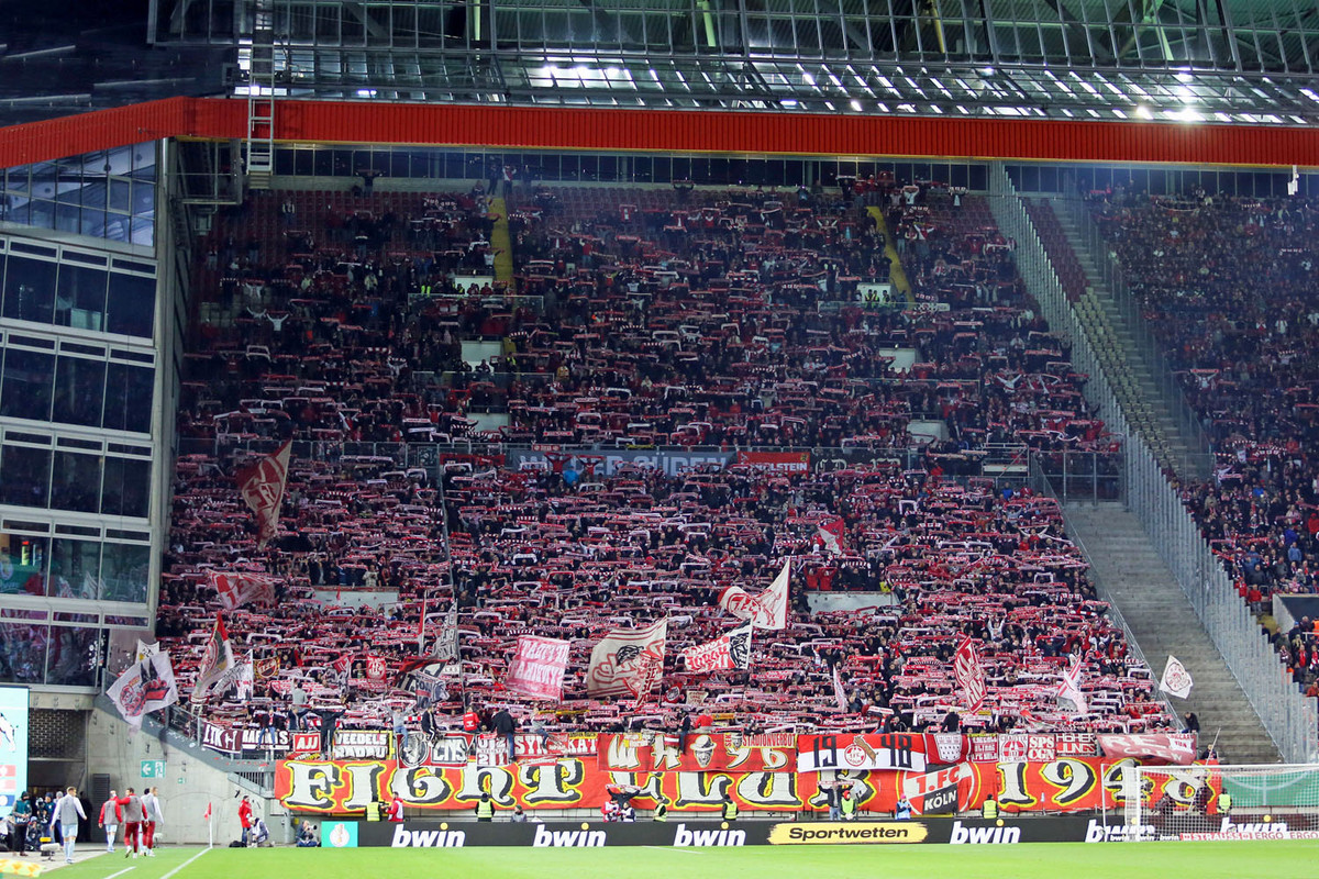 1-fc-kaiserslautern-1-fc-koeln-dfb-pokal-2023-2024-24