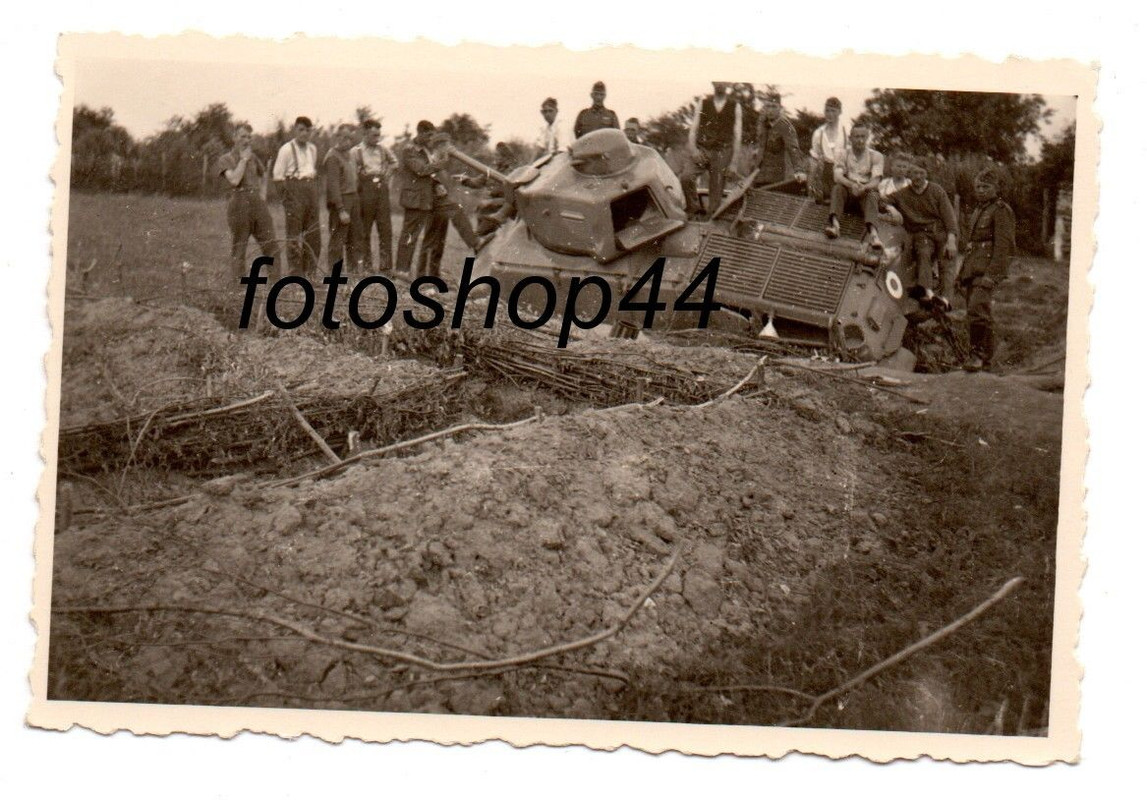 französischer Panzer in Belgien