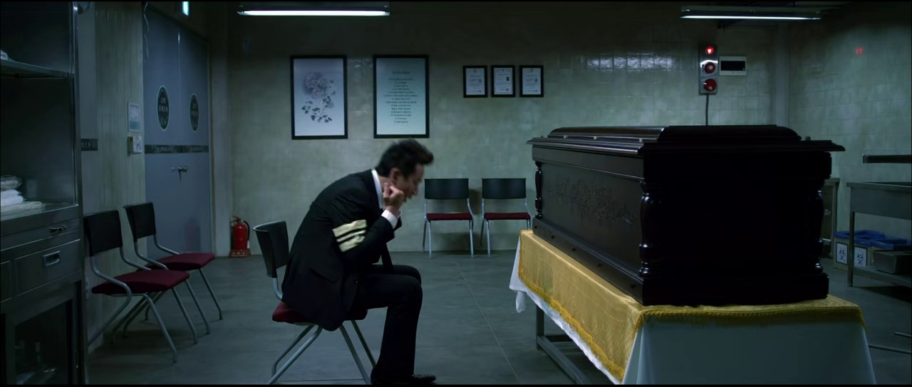 A-Hard-Day-2014-Hindi-Kor-AMZN-WEB-DL-720p-HEVC-EAC3-6ch-ESub-mkv-0001