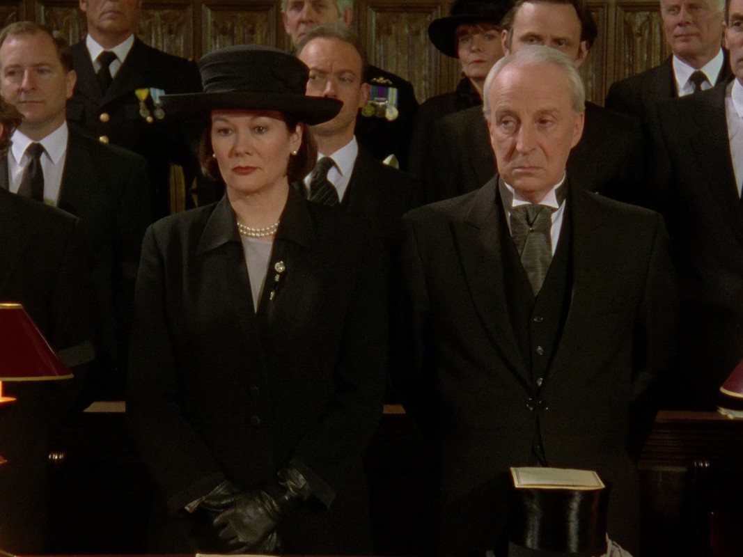 House of Cards (1990) - S03E01 - The Final Cut - Episode 1 (1080