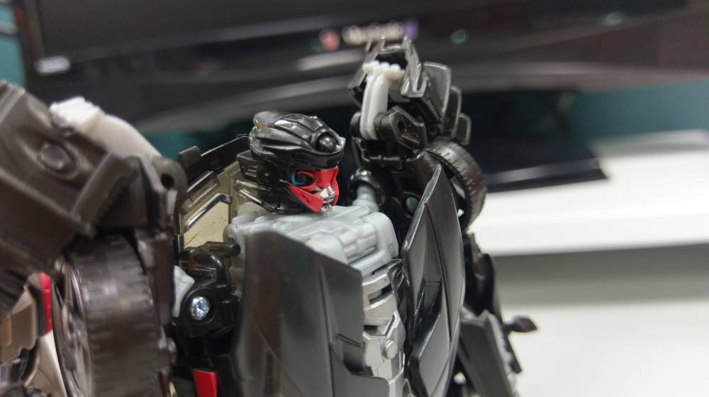 The-Last-Knight-Deluxe-Hot-Rod-31