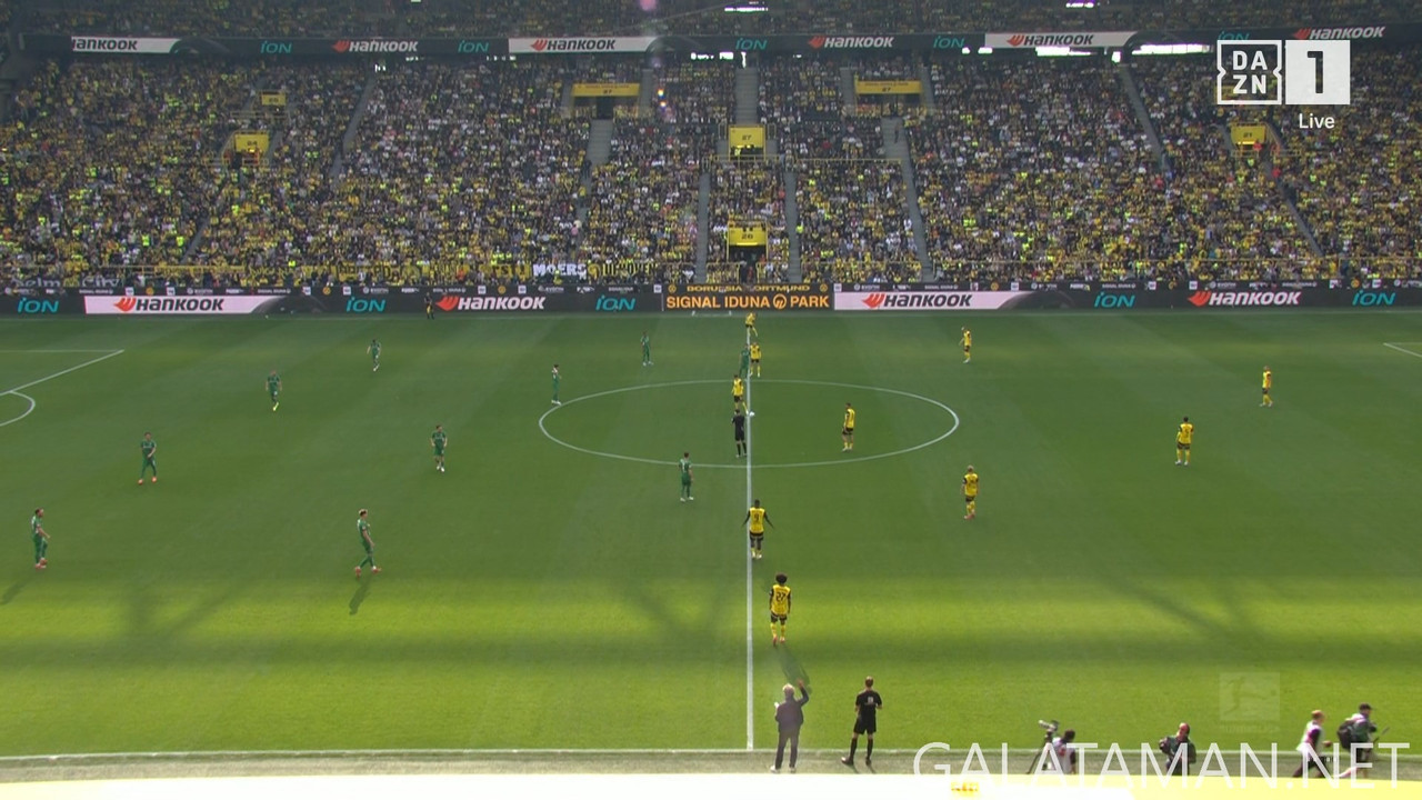 04-20_16-40-07_DAZN 1 FHD_Borussia Dortmund vs Borussia Mönchengladbach.ts_snapshot_00.50.16.763