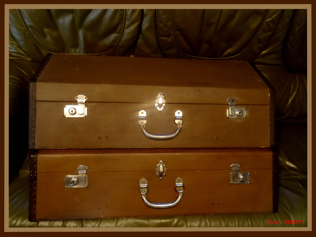 LES VALISES