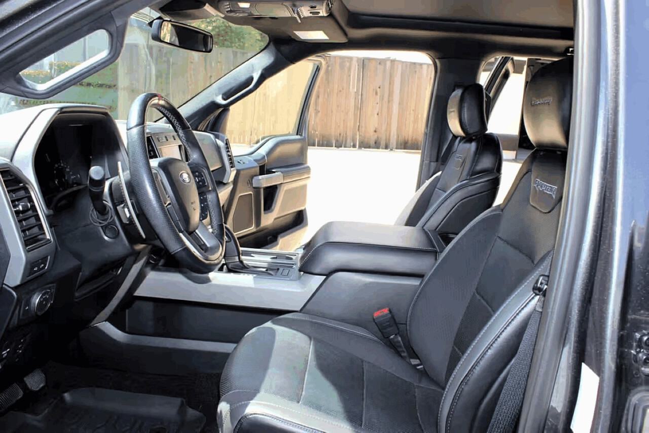 Vehicle thumbnail 17