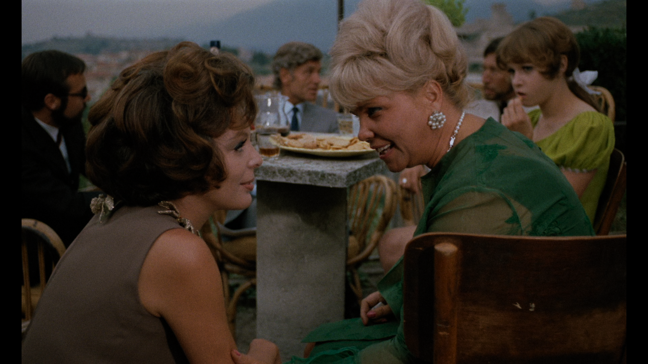 Haeschen.in.der.Grube.Rabbit.in.the.Pit.1969.2160p.UHD.BDREMUX.HDR.DV.HEVC-Нечипорук.mkv_snapshot_00