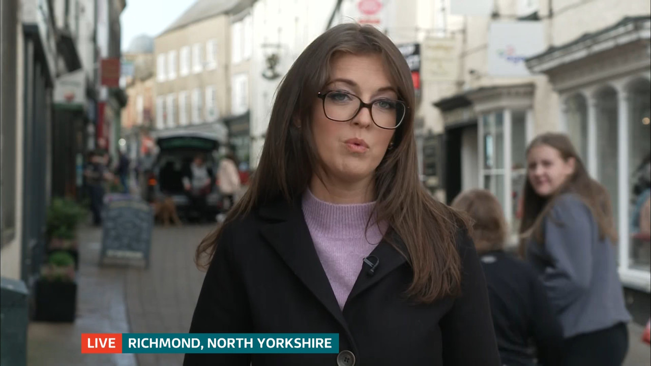ITV Lunchtime News_20221024_13301355.ts_snapshot_20.06.035
