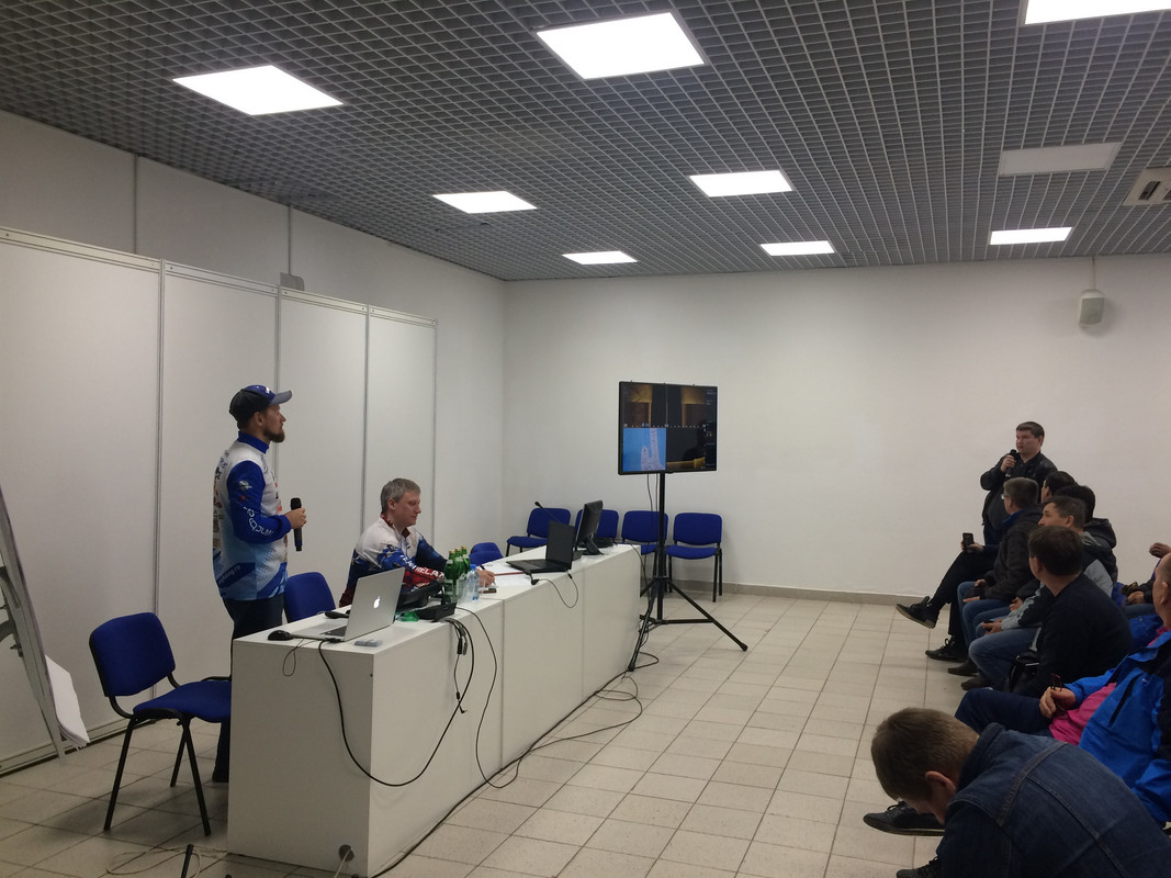 1 (9) Сергей Никулин Андрей Куляпин эхолот поиск судака щуки спи