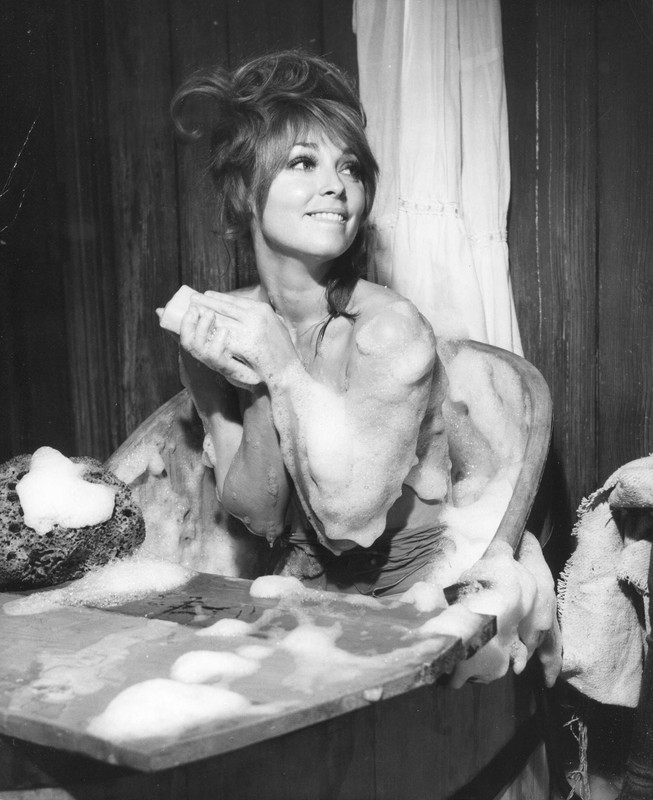 sharon_tate_md64