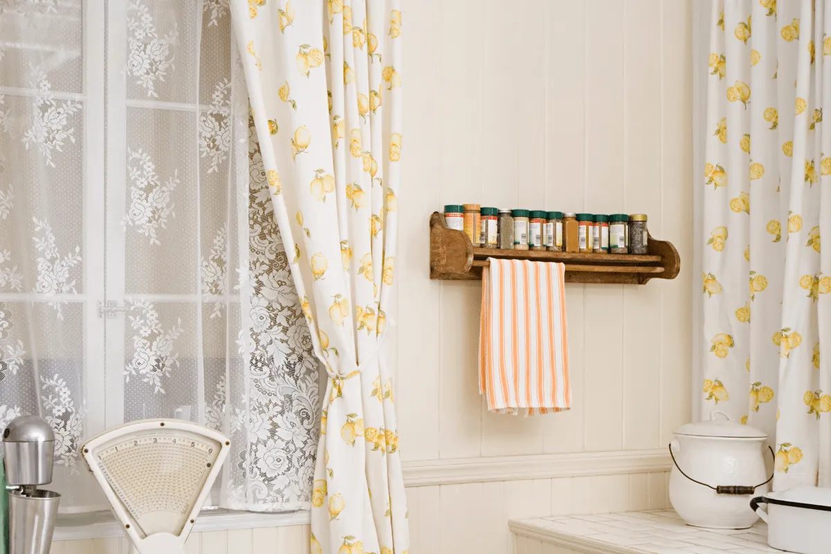 Best Textures for Kitchen Curtains