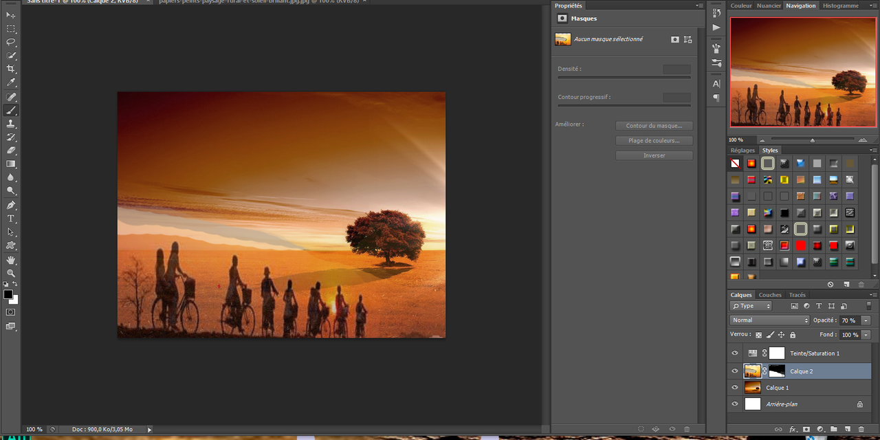 [Image: nusinh-Hue.png]