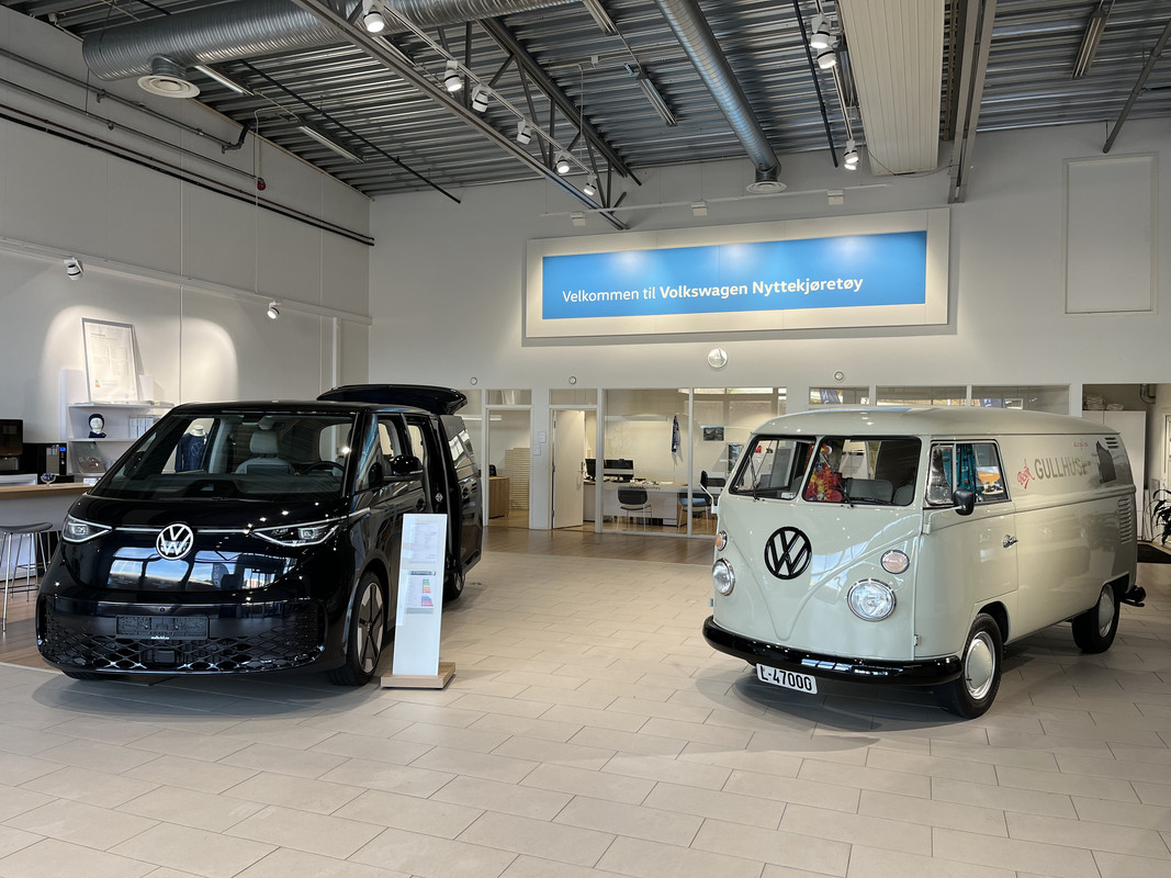 447644B1-418B-4867-8ABD-B2C64D37D944