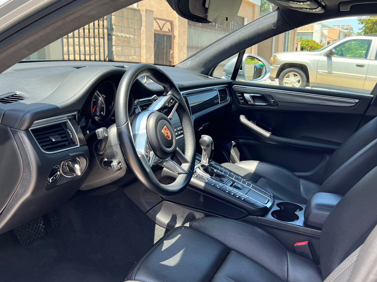 Vehicle thumbnail 22