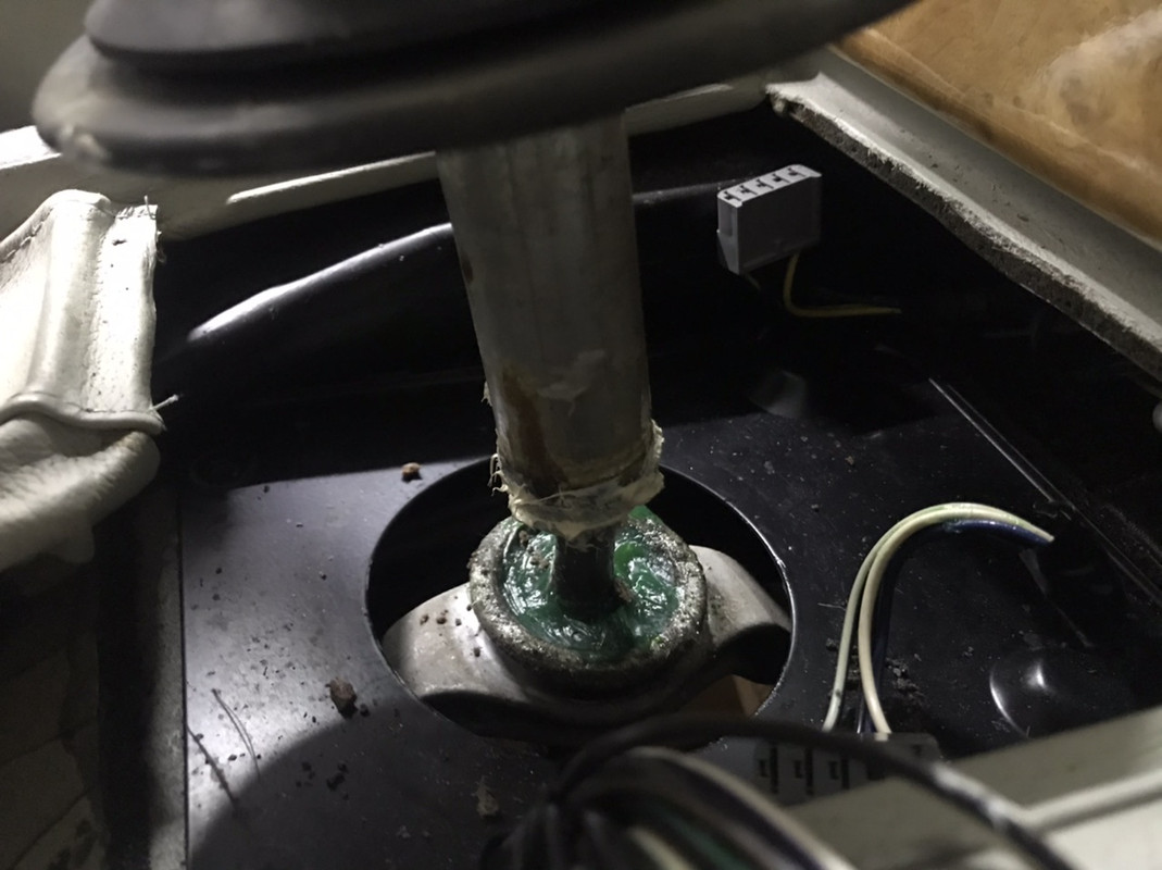 0EE94C89-9C23-4940-9C28-3CCB346E3F8F