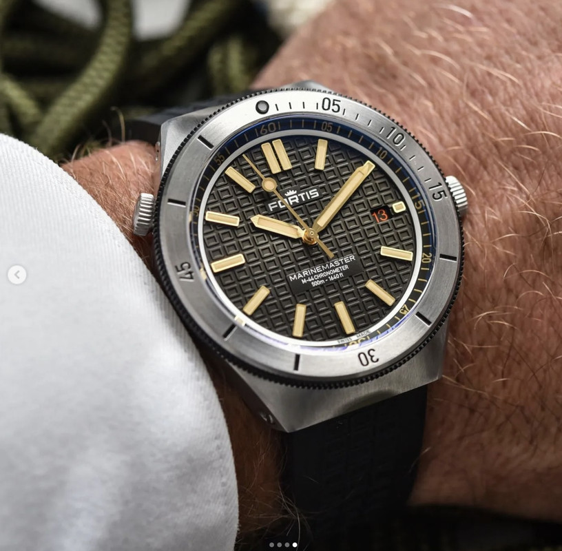 5130EA15-7E90-4DE6-9DCC-A66250AE161D