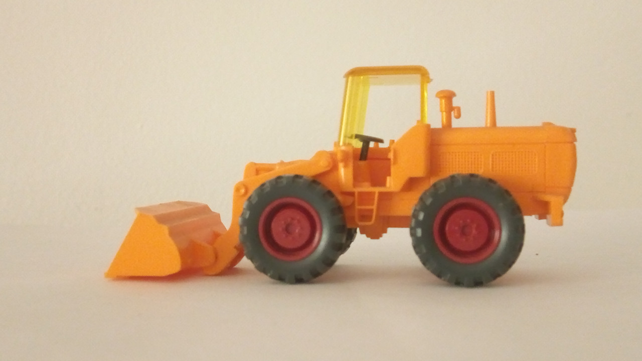 Mcht (8282)