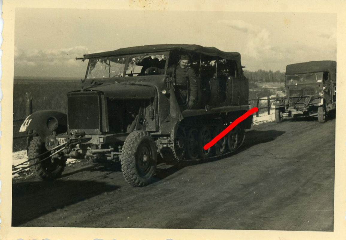 Halbkette Kämpfe Frankreich France Foto1