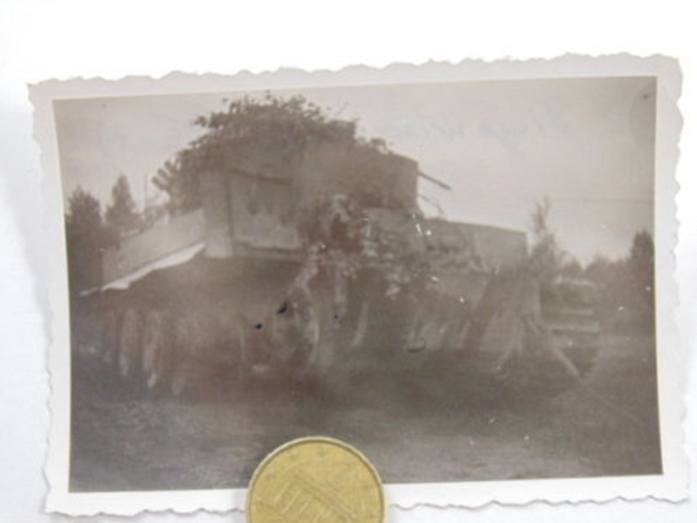 Foto-Tigerpanzer-Trümmer-Schwere Panzerabteilung-