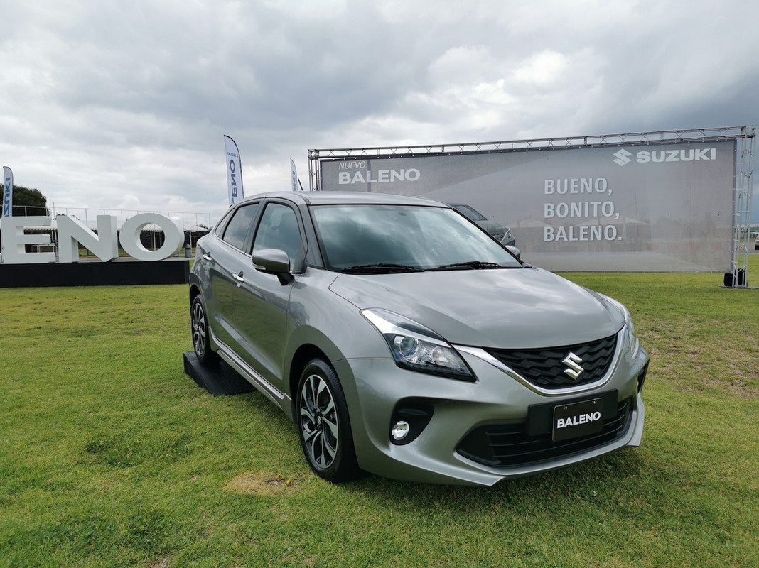 Revelan fotos del nuevo Suzuki Baleno 2022