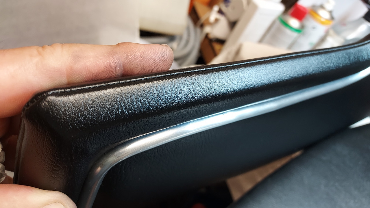 4AADE9D8-2DA9-44AC-B282-5685F23B6465