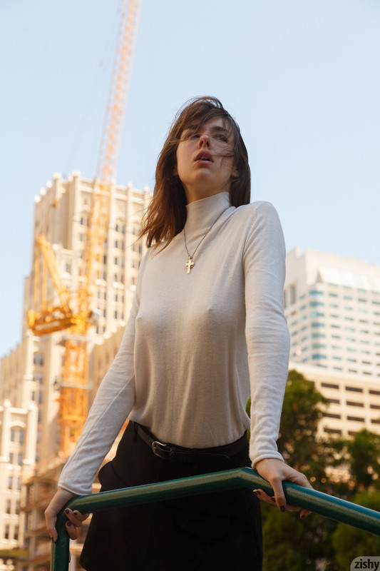 full_021_4537125906142523