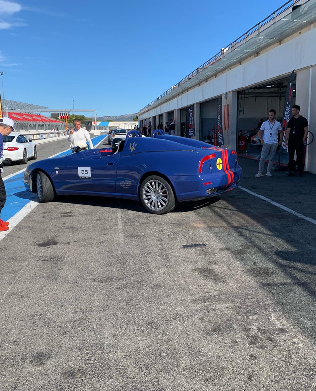 E63ECE18-A801-4B5F-85C3-6BAA16A2BF5D