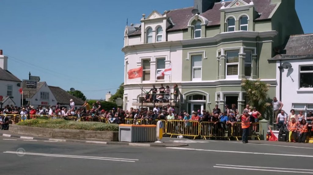 [Image: wyk66jp57wkn.jpg]