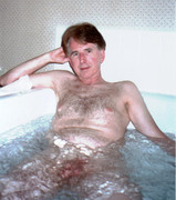 Nude-in-the-bathtub-1