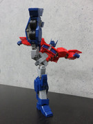 Flame-Toys-IDW-Optimus-Prime-Test-Shot-02