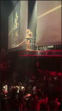 [Image: Voyeur41025125947.jpg]