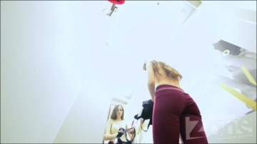 [Image: Voyeur24585103630.jpg]