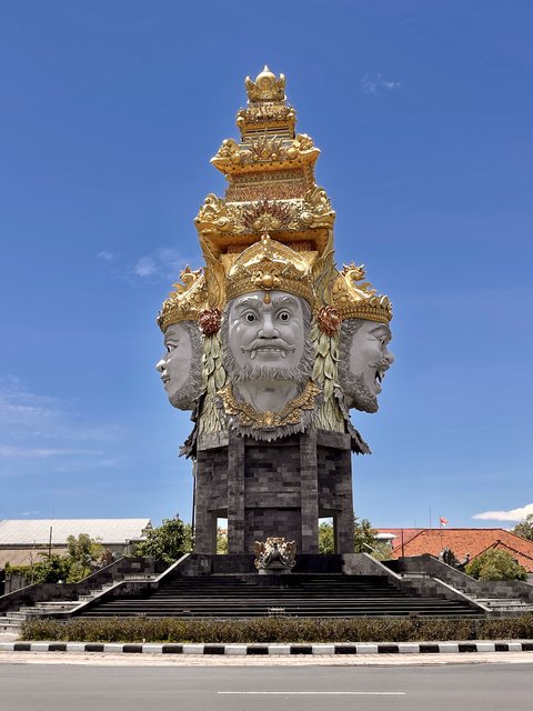 [Linked Image from i.postimg.cc]