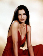 Carole-Bouquet-b57