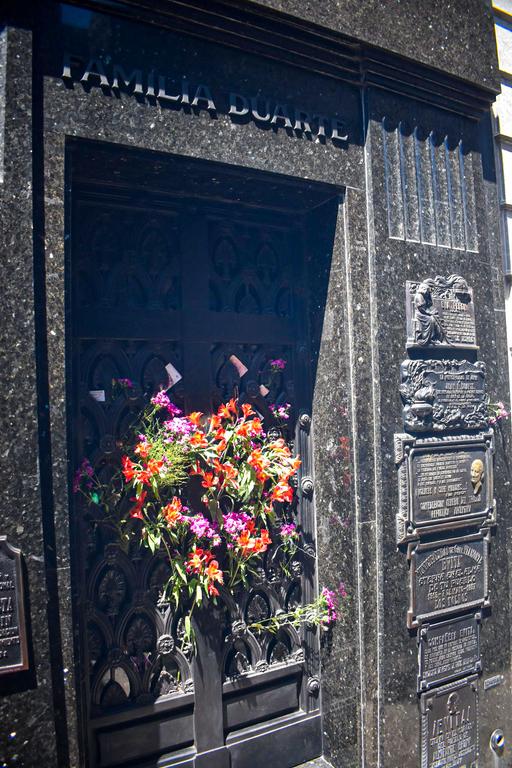 В джазе только девушки или аргентинско-бразильский калейдоскоп В джазе только девушки или аргентинско-бразильский калейдоскоп