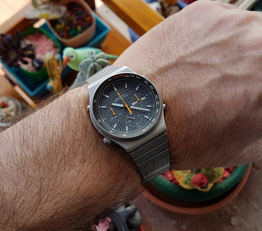 Seiko Chronograph 7A38-701A (1)