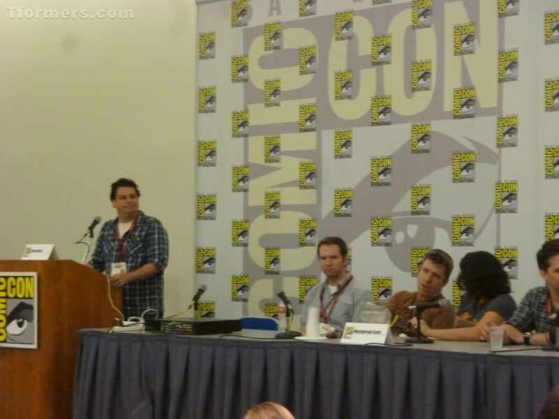 sdcc-2014-idw-tranformers-comics (113)__scaled_8