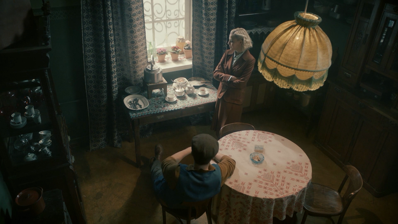 Za.chas.do.rassveta.e03.2021.WEB-DL.(1080p).Getty.mkv_000842.950