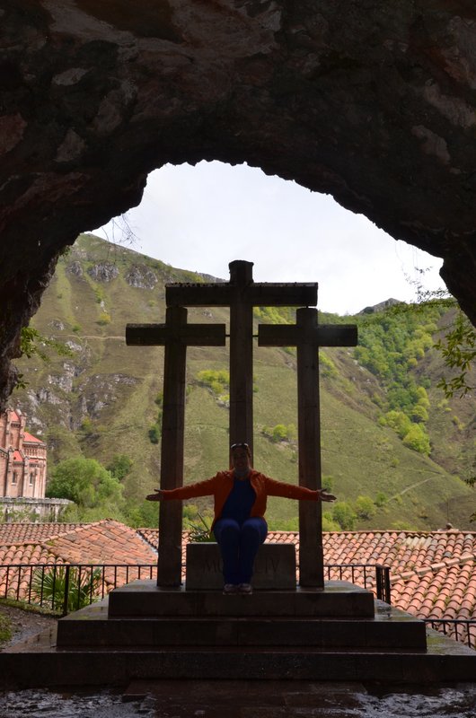 BASÍLICA DE COVADONGA-16-5-2013-ASTURIAS - Paseando por España-1991/2023 (18)