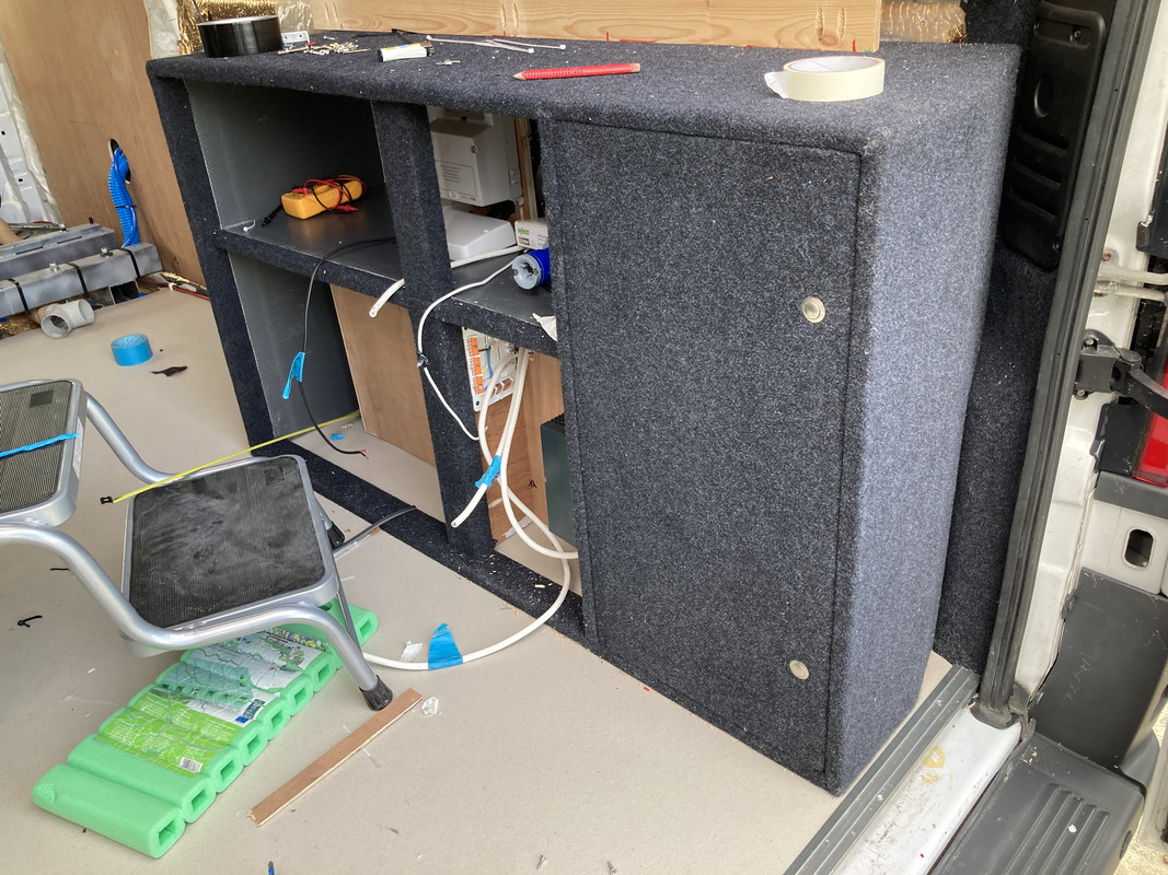 9292CA75-C321-475D-A079-E0B2159DB1A5