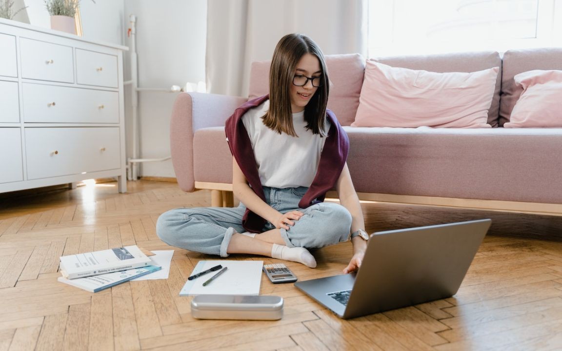 How to Teach Your Teen About Money Management