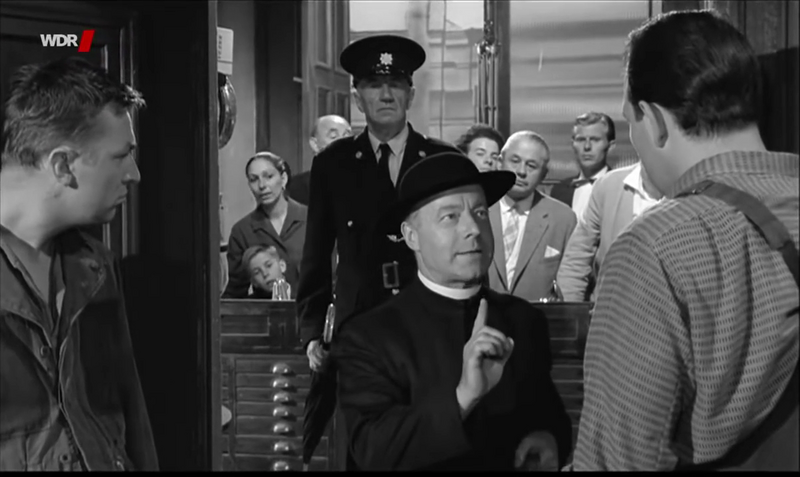 vlcsnap-2021-05-15-03h57m41s052