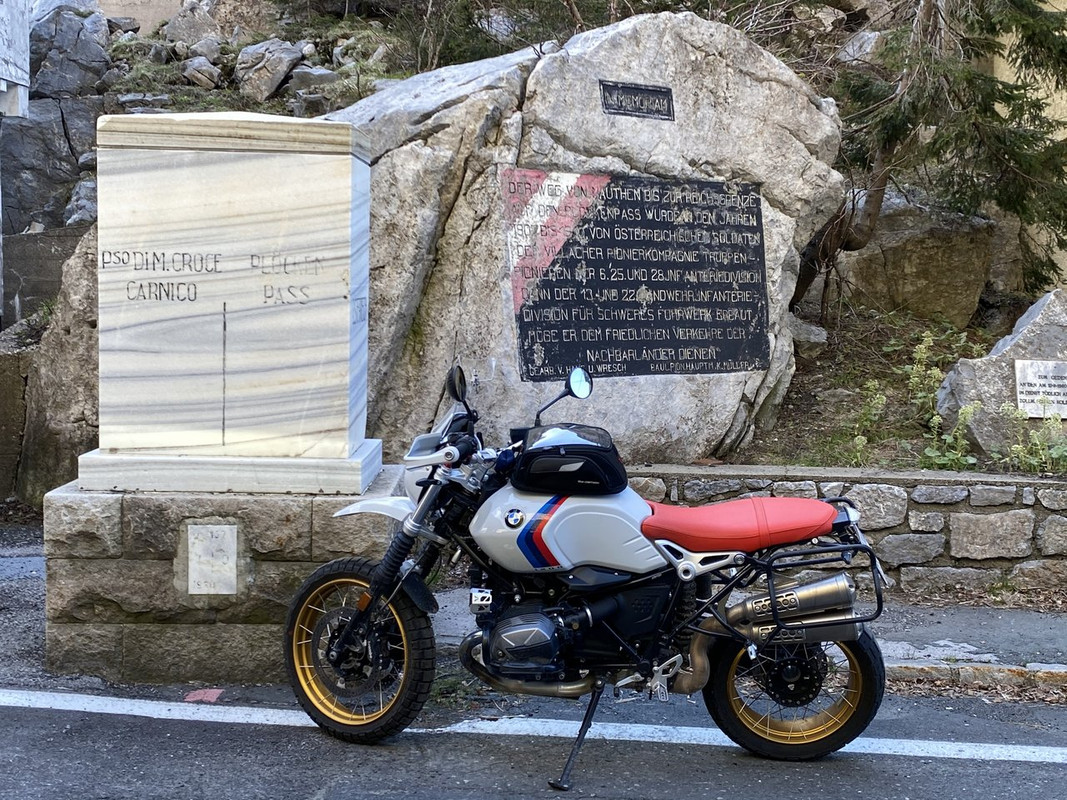 28A200C3-E13C-4420-A952-D4DD5FCE0E3A