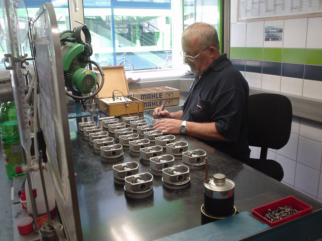 alpina engine fabrication-02